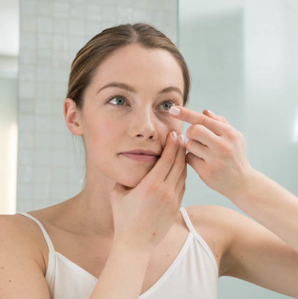 contact lens fitting