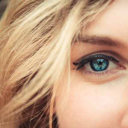 contact lens fitting